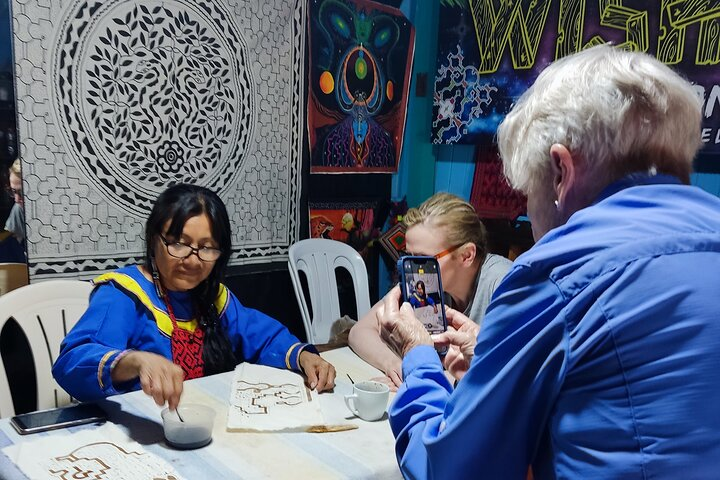 Paige and her mom came to Peru on board a cruise ship, they were thrilled about the Shipibo experience, Thanks!