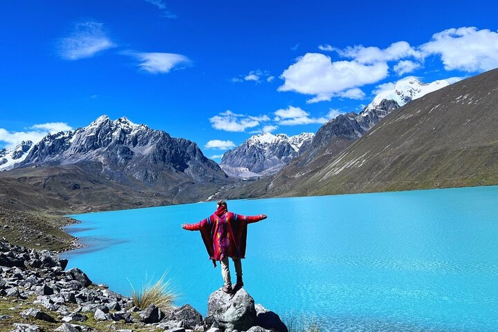 Tour to Turquoise Singrenacocha Lake 1 Day - Photo 1 of 6