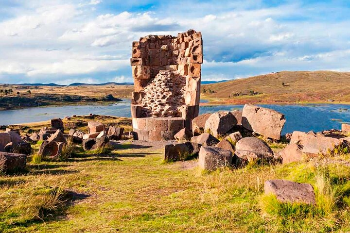 Sillustani Inca tombs