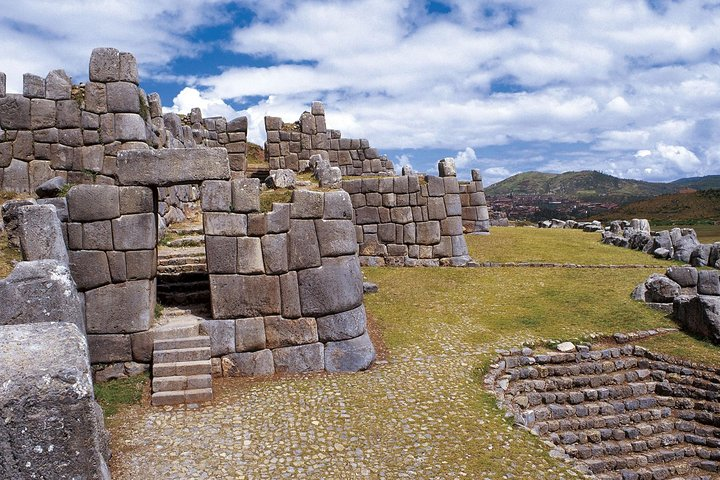 The main entrance of the Sacsaywaman