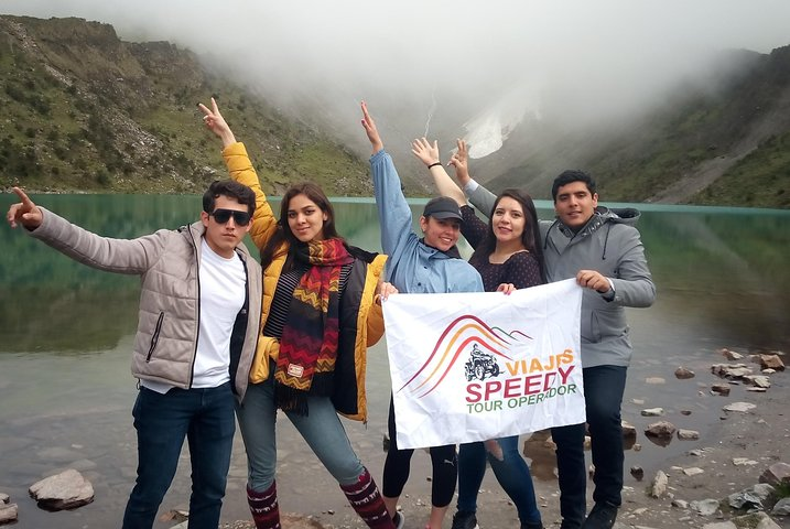 Trek Laguna Humantay Full Day +meals - Photo 1 of 18