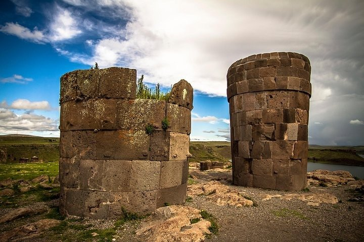Half-Day Private Tour to the Sillustani Tombs - Photo 1 of 5