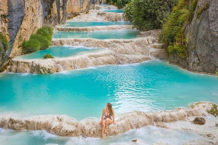 HEY! Turquoise Waters + Millpu Waterfalls + Professional Guide and more - Photo 1 of 25