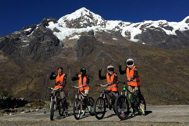 Biking Inca Jungle to Machupicchu