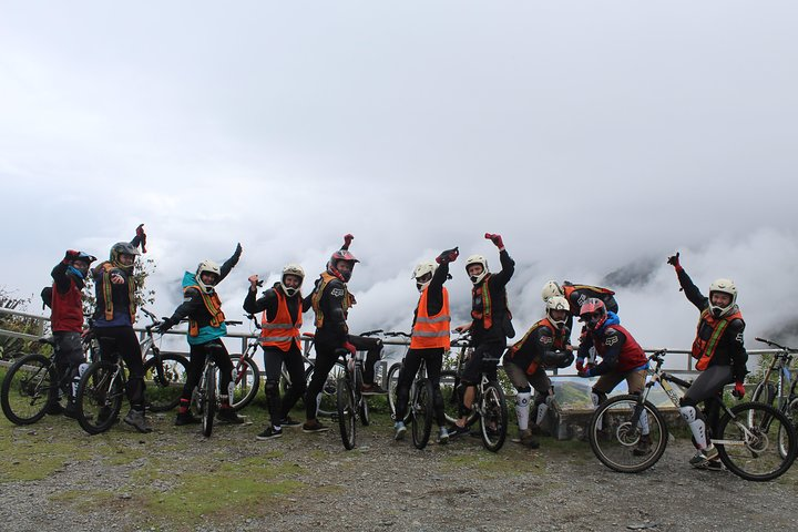 Mountain Biking from Malaga pass down to Santa Maria