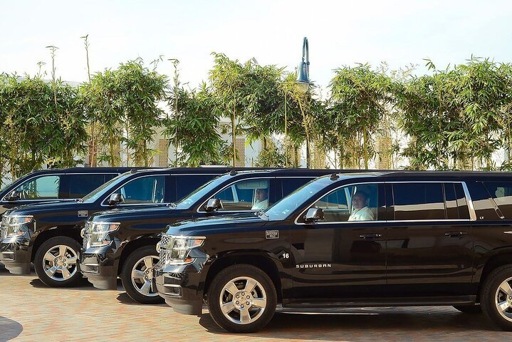 Lima Airport Luxury Arrival or Departure Transfer - Photo 1 of 3