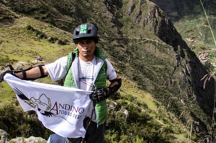 Mountain Biking tour Paucartambo 1 day - Photo 1 of 10