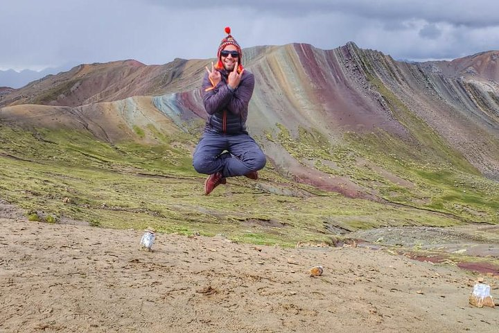 rainbow mountain easy