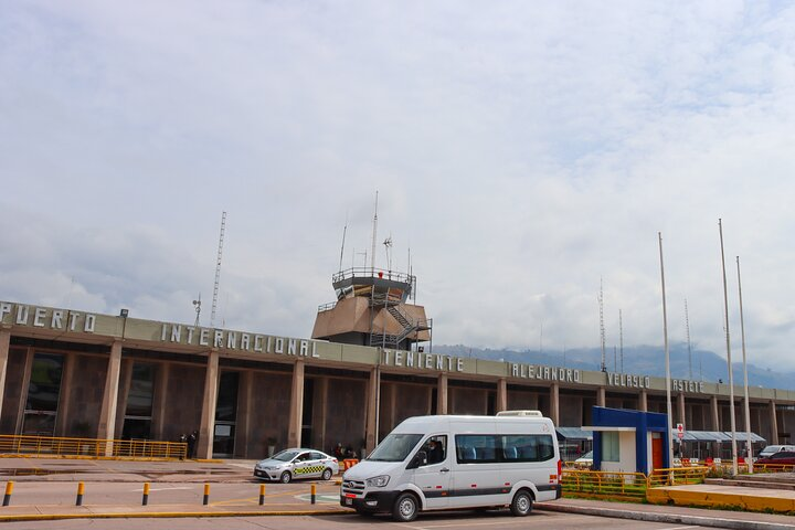 Private transfers from Cuzco Airport to Hotels and Sacred Valley - Photo 1 of 7