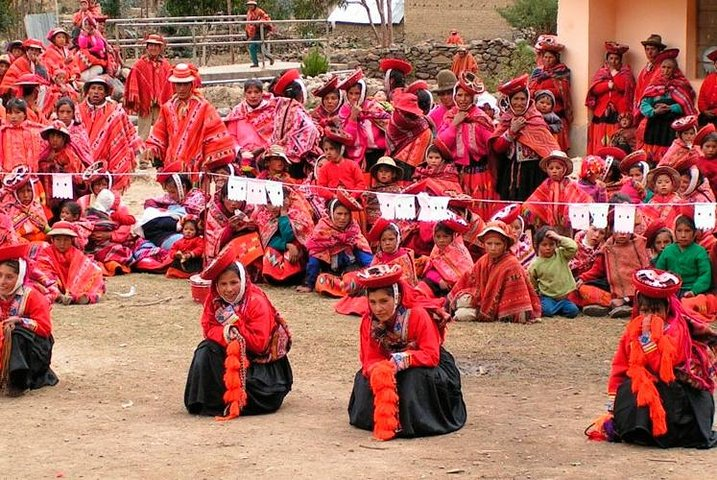 Transportation Cusco: Ollantaytambo Visiting Pisac Ruins and Market - Photo 1 of 7