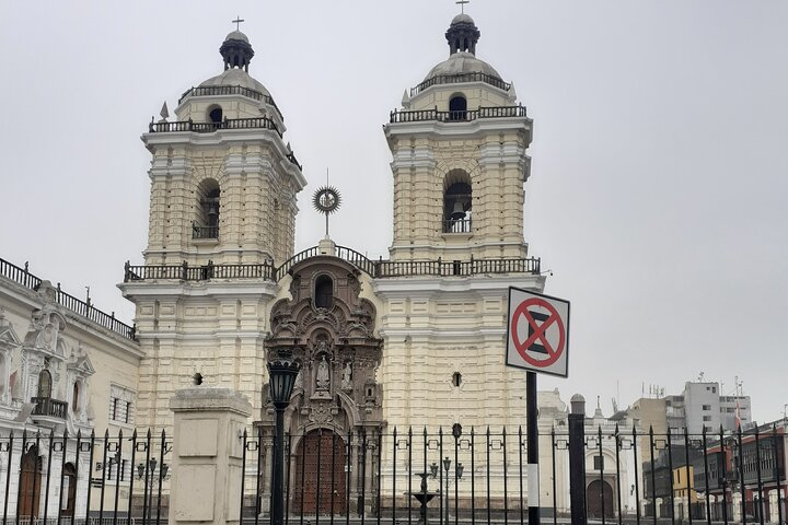 San Francis Monastery and the Catacombs.