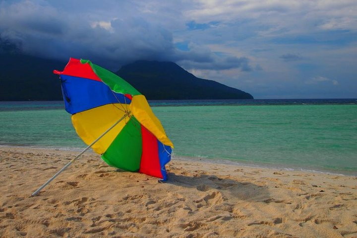 2 Places in the Philippines ..