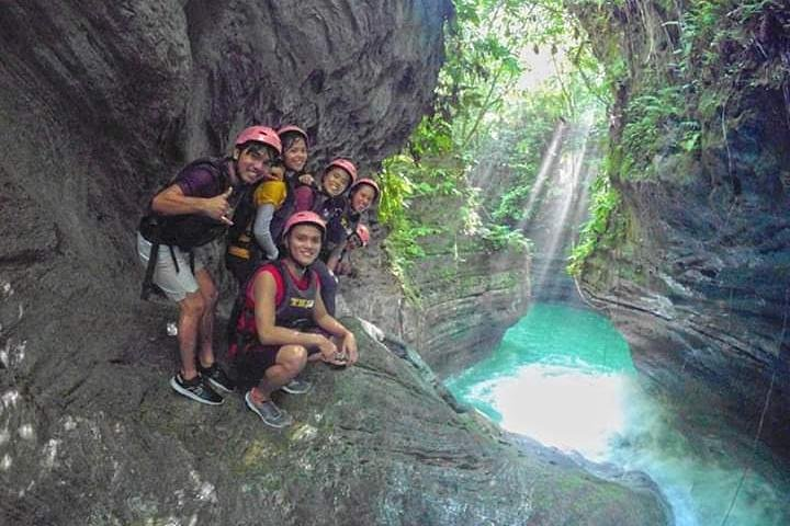 Let's jump and swim. Let's feel the strong current of the waters. 