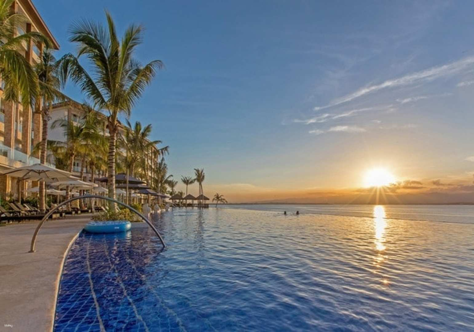 Dusit Thani Mactan Cebu Resort Night Use Package with Transfer | Philippines - Photo 1 of 4