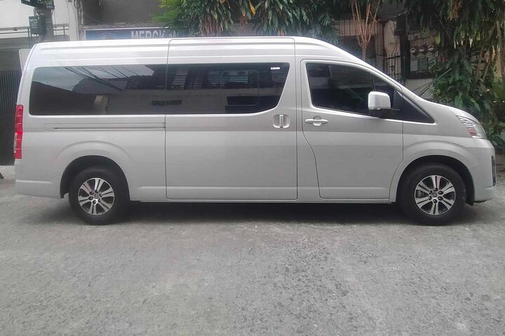 Private Arrival Transfer: Ninoy Aquino International Airport to Manila - Photo 1 of 3