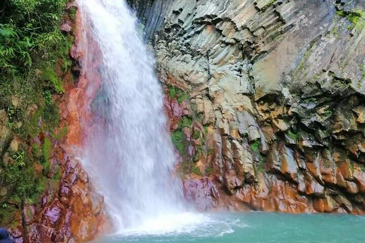 Pulangbato Falls Tour & Hot Spring From Dumaguete - Photo 1 of 5