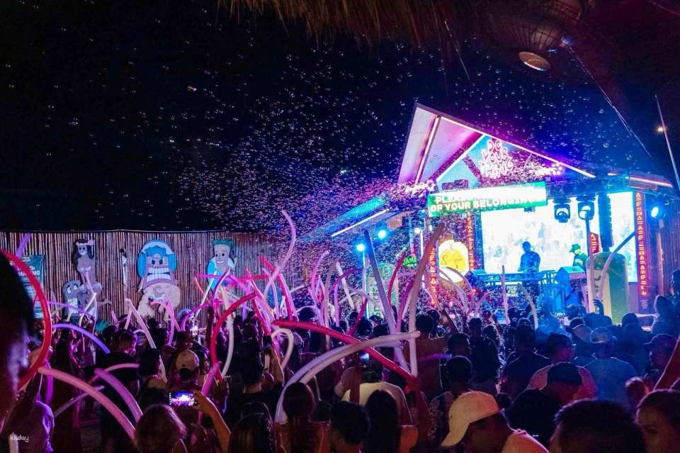 Siargao Island Pub Crawl | Philippines - Photo 1 of 8