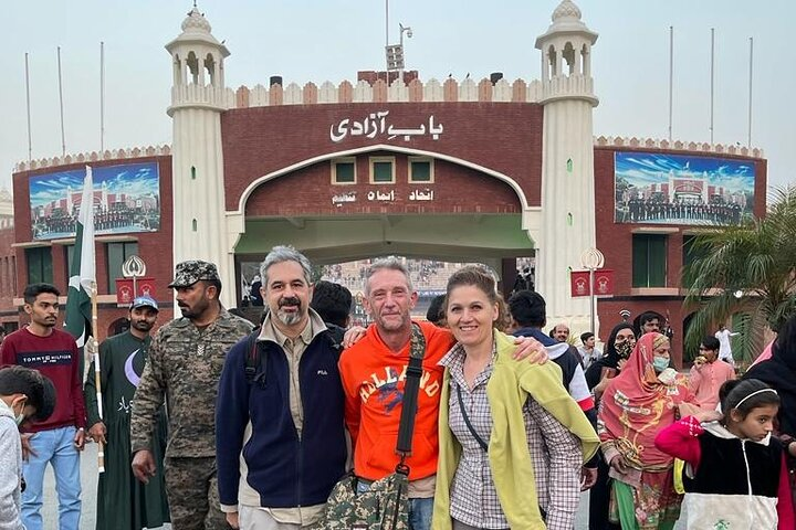 Italian Clients at Wagah Border with India 