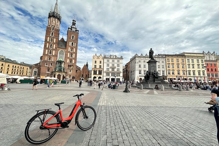 3-Hour E-Bike Tour In Krakow - Photo 1 of 6