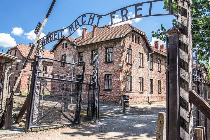 Auschwitz-Birkenau Tour – English Guide & Lunch Box - Photo 1 of 25