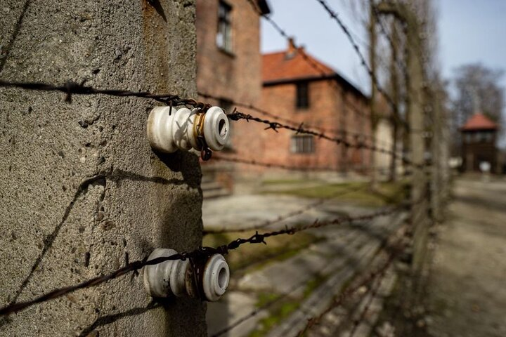 From Kraków: Auschwitz-Birkenau Tour with Lunch Box and Pick Up - Photo 1 of 9