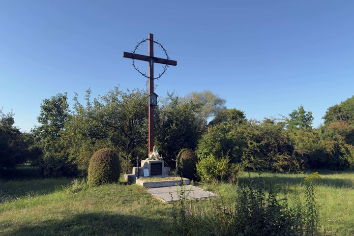 Guided Tour in Kraków-Płaszów Former Concentration Camp - Photo 1 of 12