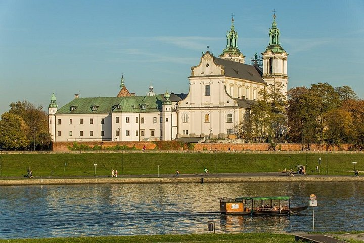 Krakow: Vistula Cruise & Jewish Heritage Golf Cart Tour - Photo 1 of 12