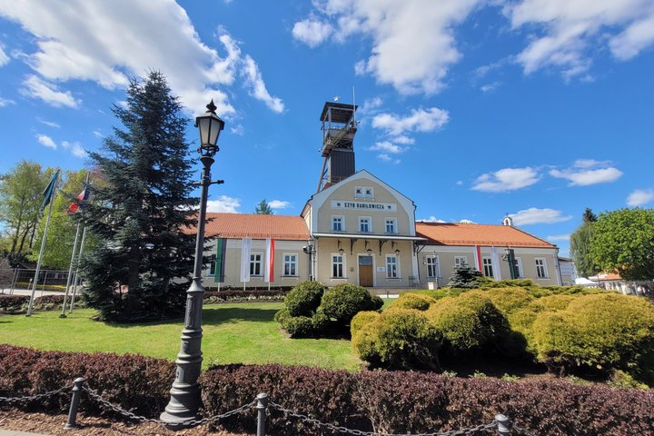 Salt Mine Tour and Krakow City Tour in one day - Photo 1 of 25