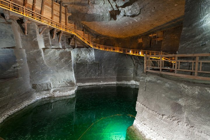 Salt Mine Tour and Krakow City Tour in one day - Photo 1 of 25
