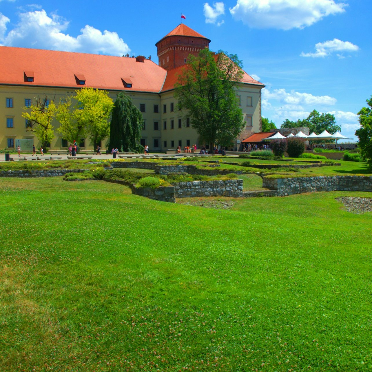 Wawel Castle: Guided Tour - Photo 1 of 5