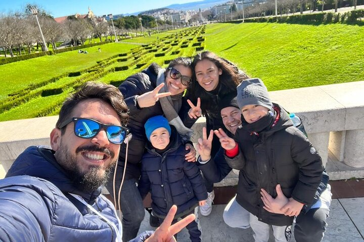 Lisbon Highlights in 2 Hours - Private Tuk Tuk Tour - Photo 1 of 7