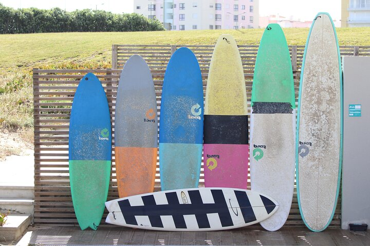5-Hour Surf Equipment Rental Advised by Professionals in Peniche - Photo 1 of 5