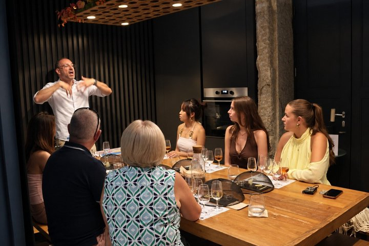 5 Port Wine Tasting with pairings - Photo 1 of 25