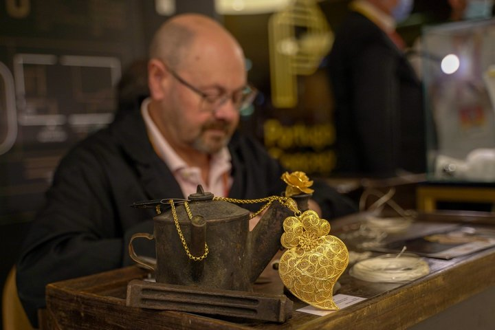 Porto Filigree & Douro Experience: Artisans, Lunch & Wine - Photo 1 of 6