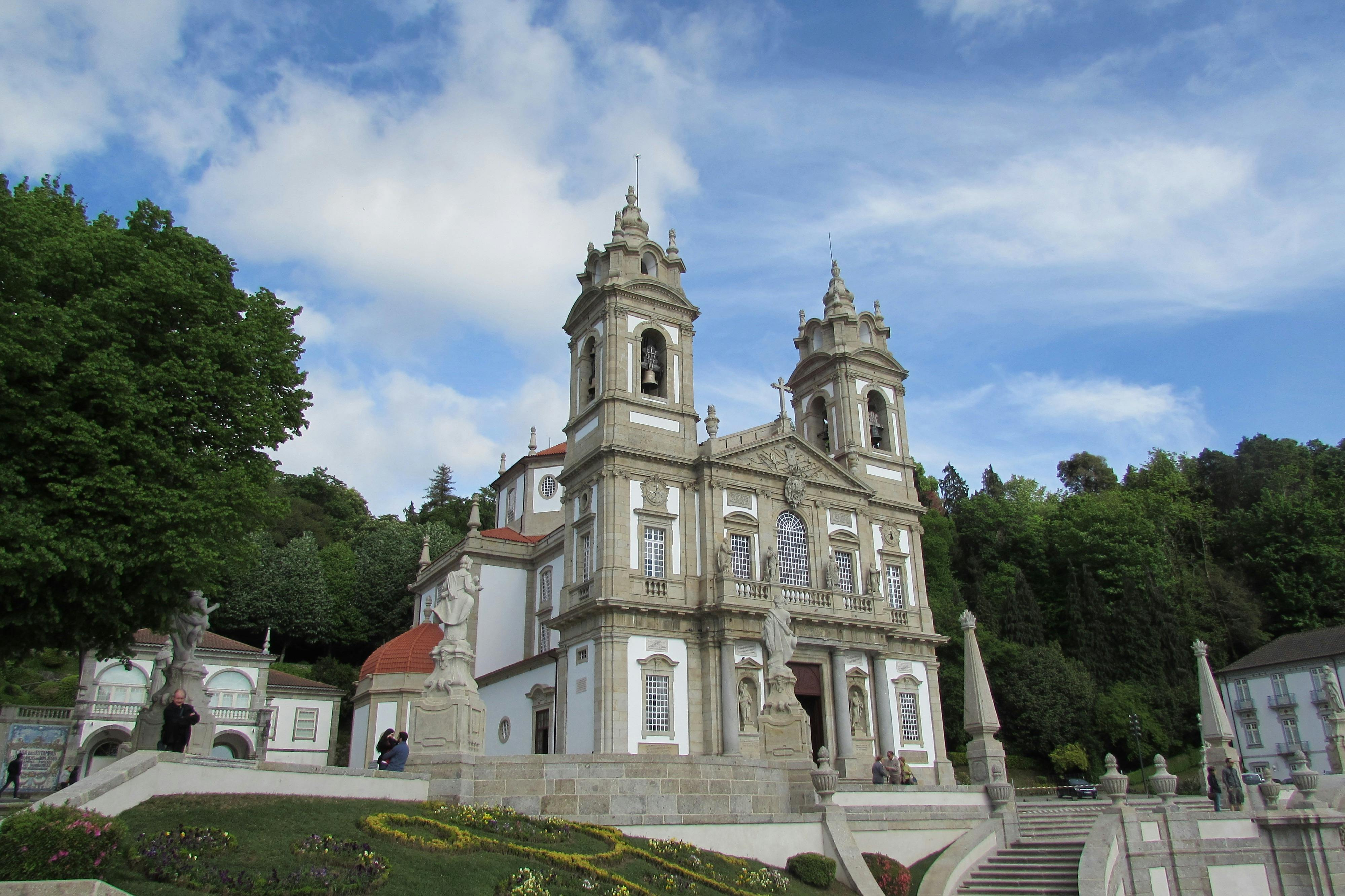 Braga & Guimarães: Guided Day Tour from Porto + Lunch - Photo 1 of 8