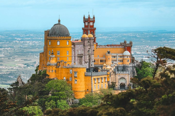 Lisbon: Sintra Half-Day Guided Tour with Pena Palace Tickets - Photo 1 of 25
