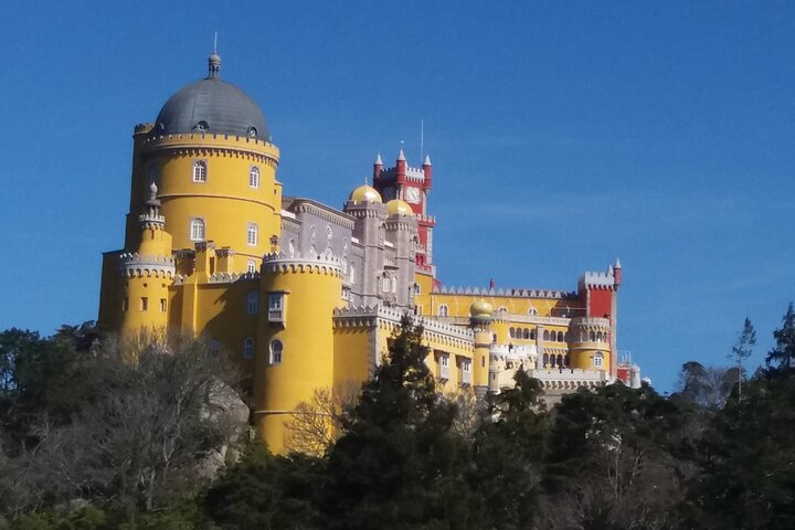 E-Bike through Sintra & Cascais til Lisbon at a relaxed rate. - Photo 1 of 7