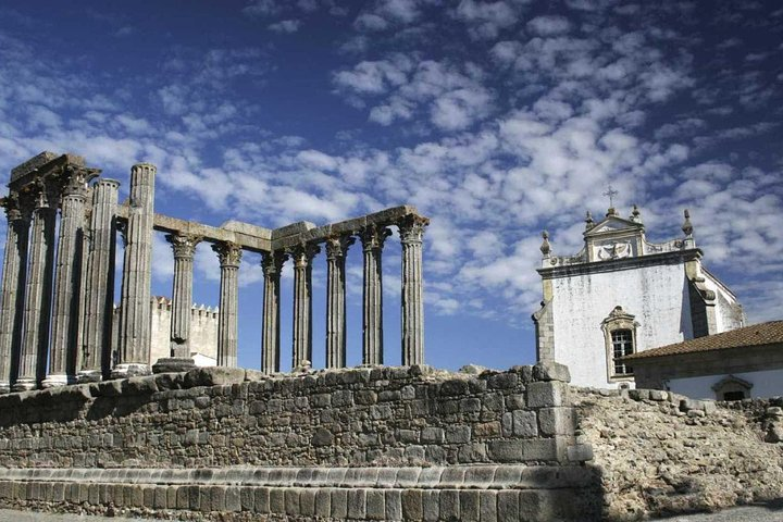Evora - The hearth of Alentejo