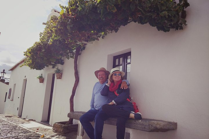 Èvora with roman temple and chapel of bones - Photo 1 of 12
