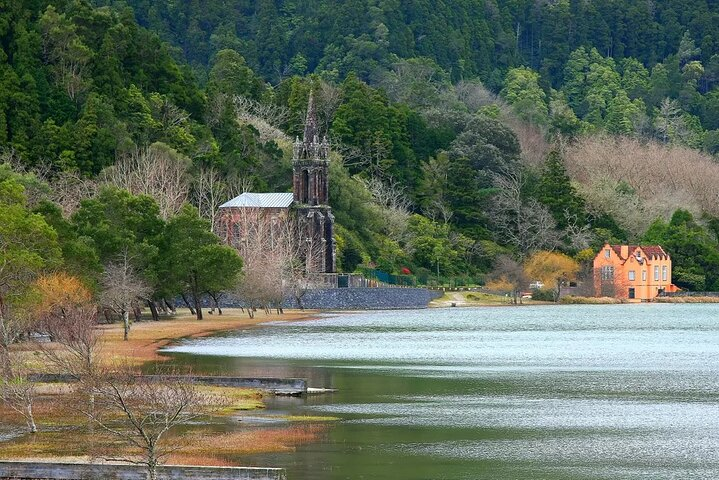 Family PRIVATE Hybrid 4X4 Tour - Furnas (Inc Hot Springs & Lunch) - Photo 1 of 7