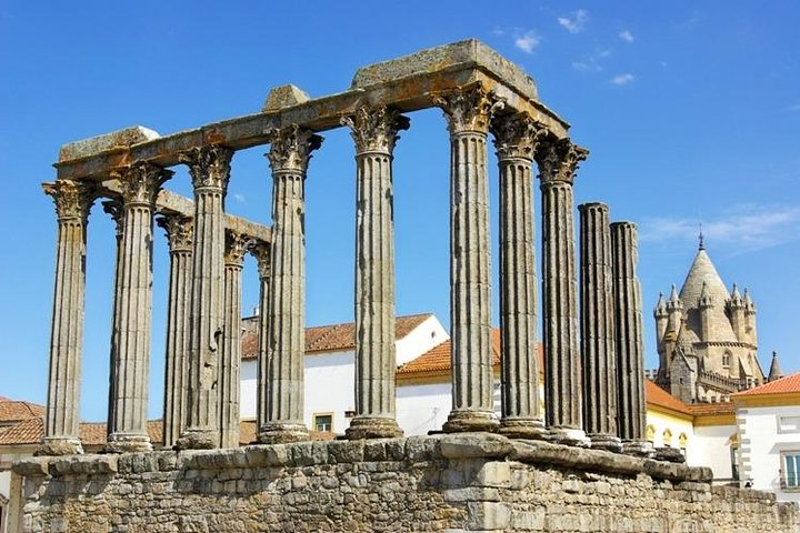 Full Day Evora Tour - Photo 1 of 5
