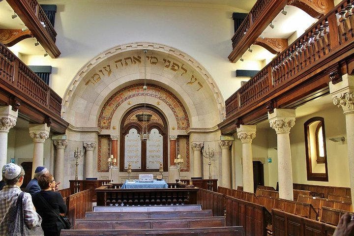 Step into the rich tapestry of Jewish heritage in Lisbon as you explore the stunning Shaare Tikva synagogue where history and community intertwine within remarkable architecture and storytelling.