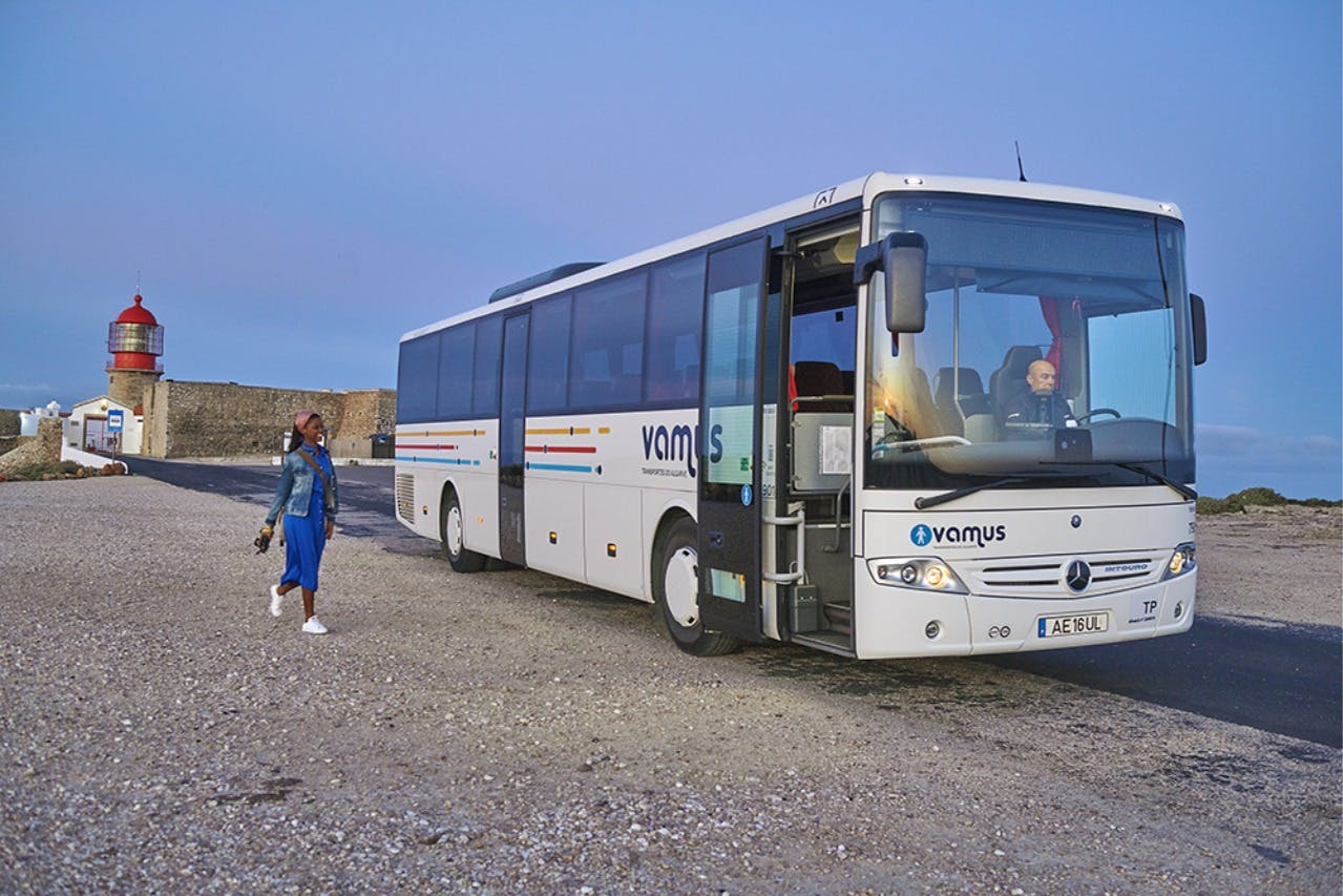 Lagos: Bus Transfer To/From Faro Airport - Photo 1 of 5