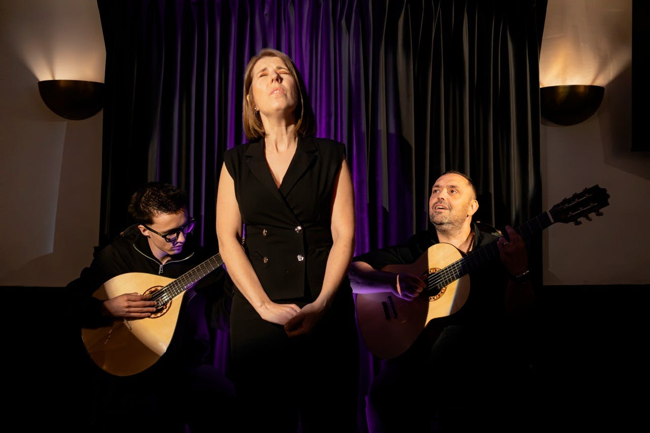 Lisbon: Afternoon Fado Show + Glass of Moscatel - Photo 1 of 8