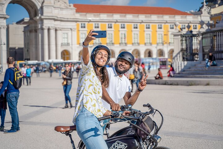 Lisbon Regular or Electric Bike Rental - Photo 1 of 12