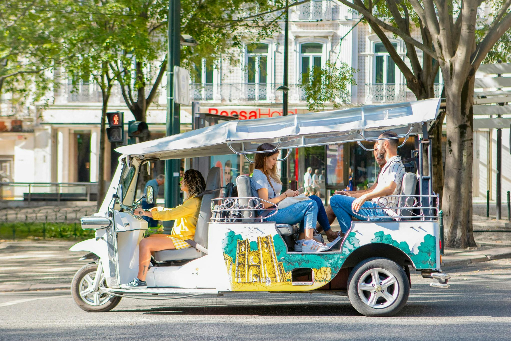 Lisbon: Half-Day Guided Tuk Tuk Tour + Food Tastings - Photo 1 of 6