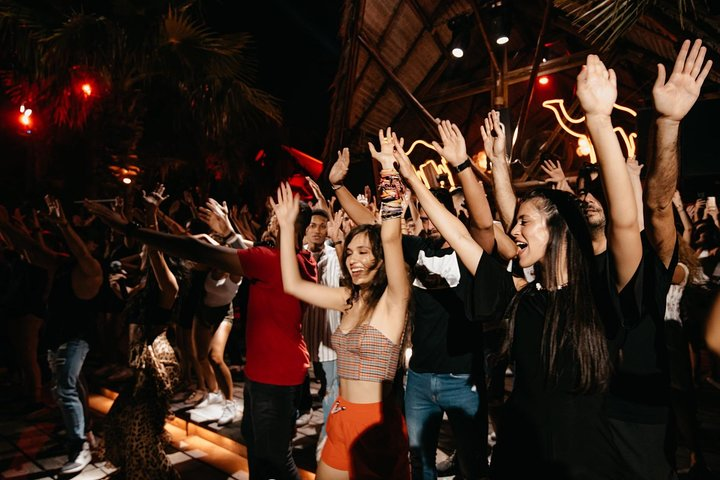 Lisbon Latin Dance Lovers Dance Experience - Photo 1 of 3