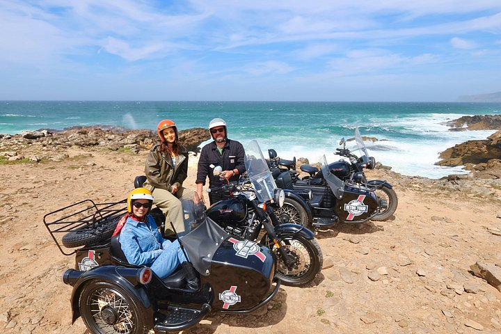 Cascais coastal escape: 2h of views, cliffs & ocean - Photo 1 of 19