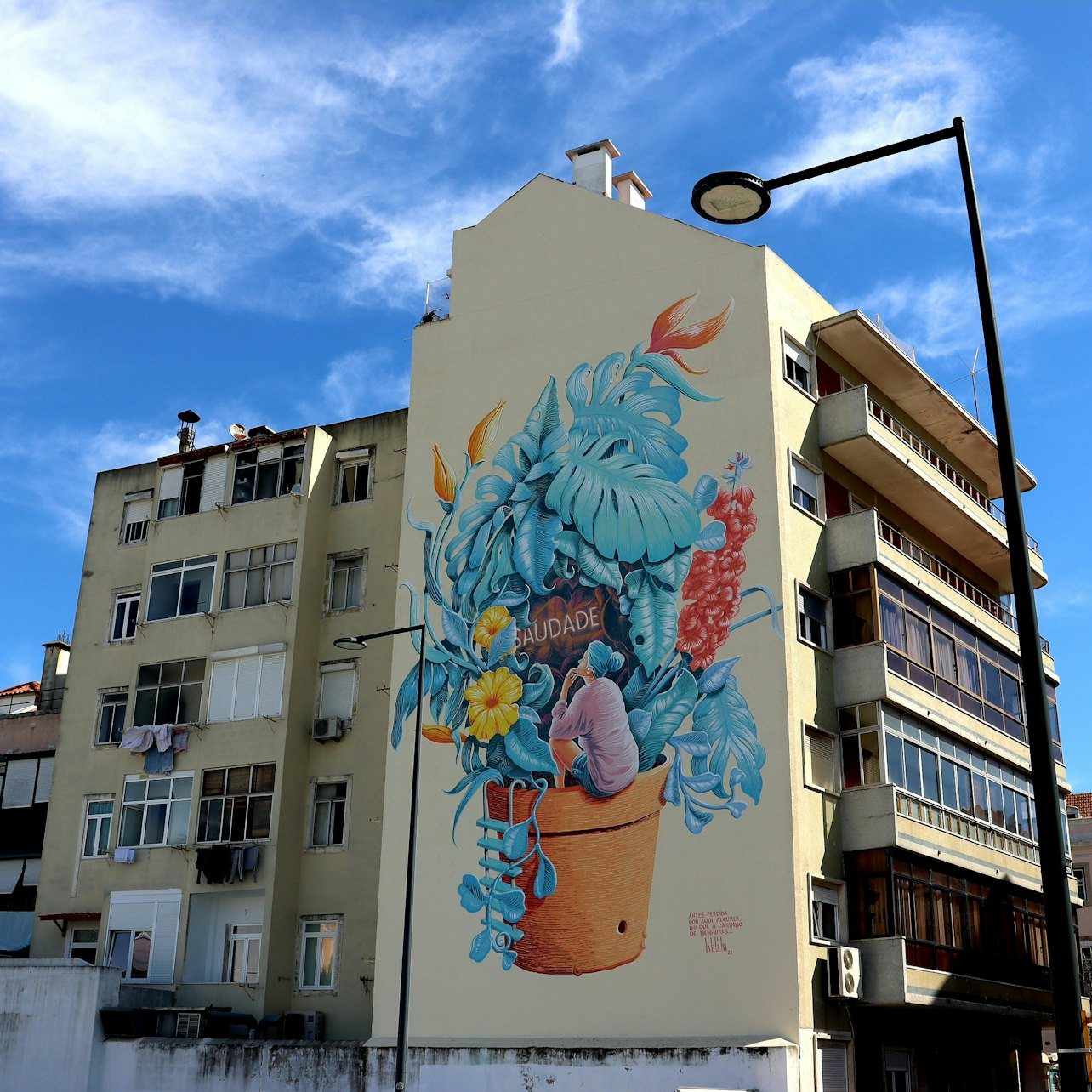 Lisbon: Guided Small-Group Street Art Walking Tour - Photo 1 of 8