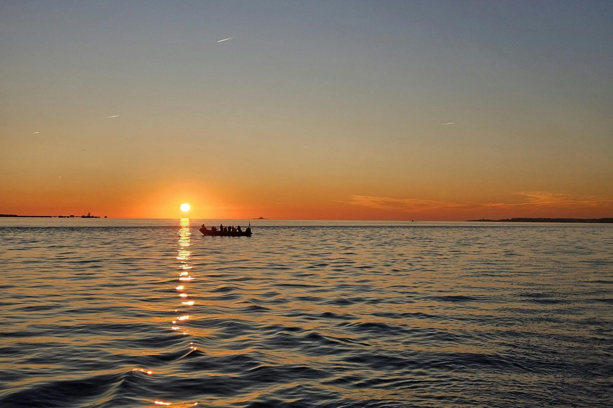 Lisbon: Sunset Speedboat Tour - Photo 1 of 9